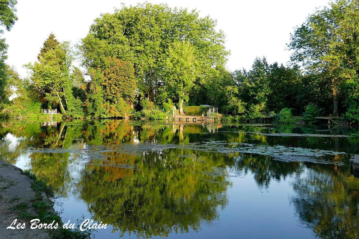 Les Jardins Du Clain Leilighet Poitiers Eksteriør bilde